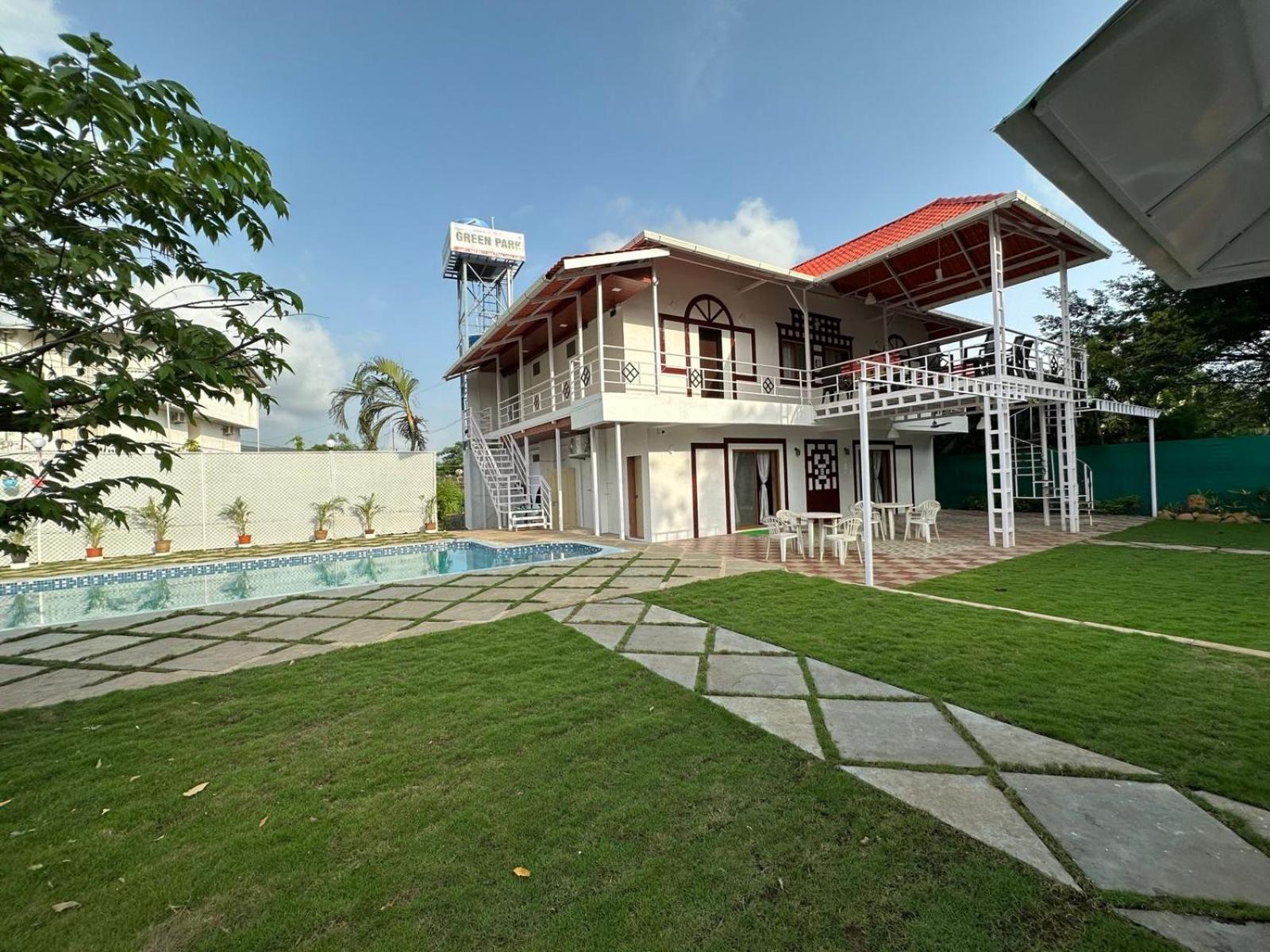 Villa Wistaria- Luxury 7Bhk Villa With Private Pool Alibag Luaran gambar